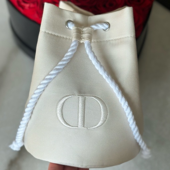 New Dior Bucket Pouch Set - Picture 8 of 9